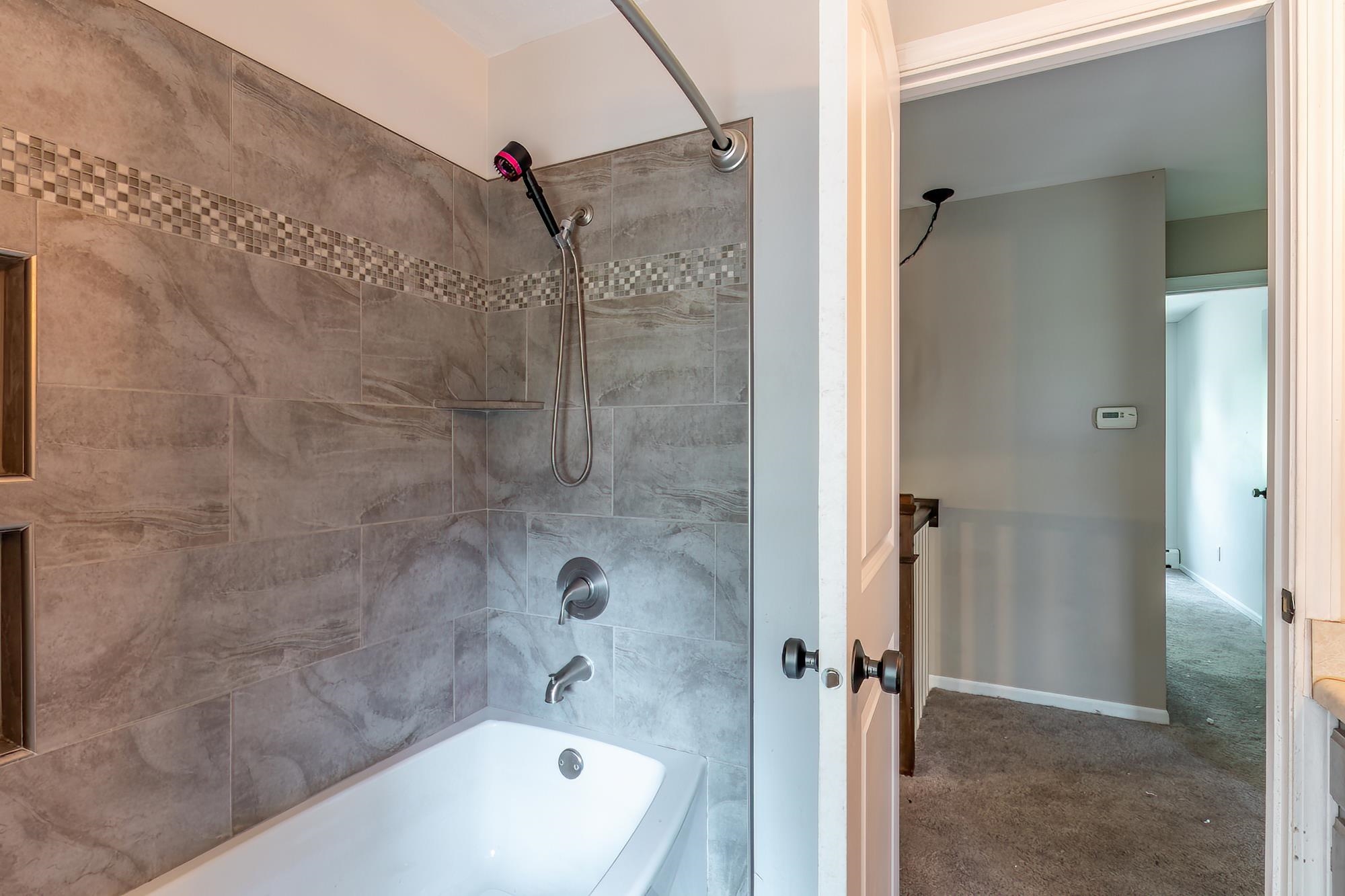 15707 Bluffton Road Fort Wayne, IN 46819 - Photo 24 of 35