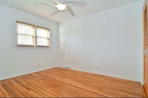 640 Hibbard Road, Unit 640 Wilmette, IL 60091 - Photo 5 of 8