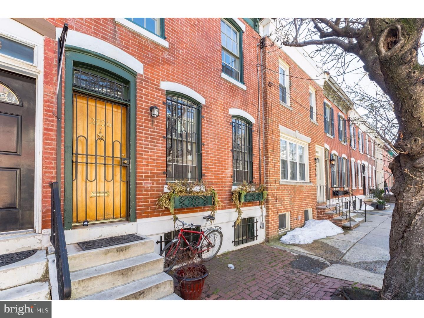 2226 St Albans Street Philadelphia, PA 19146 - Photo 2 of 25