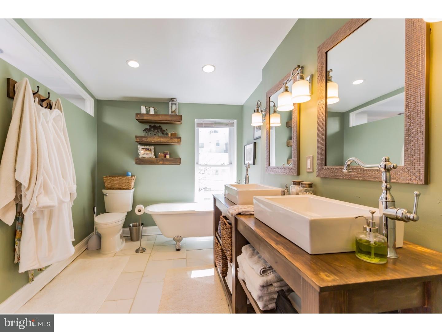 2226 St Albans Street Philadelphia, PA 19146 - Photo 19 of 25