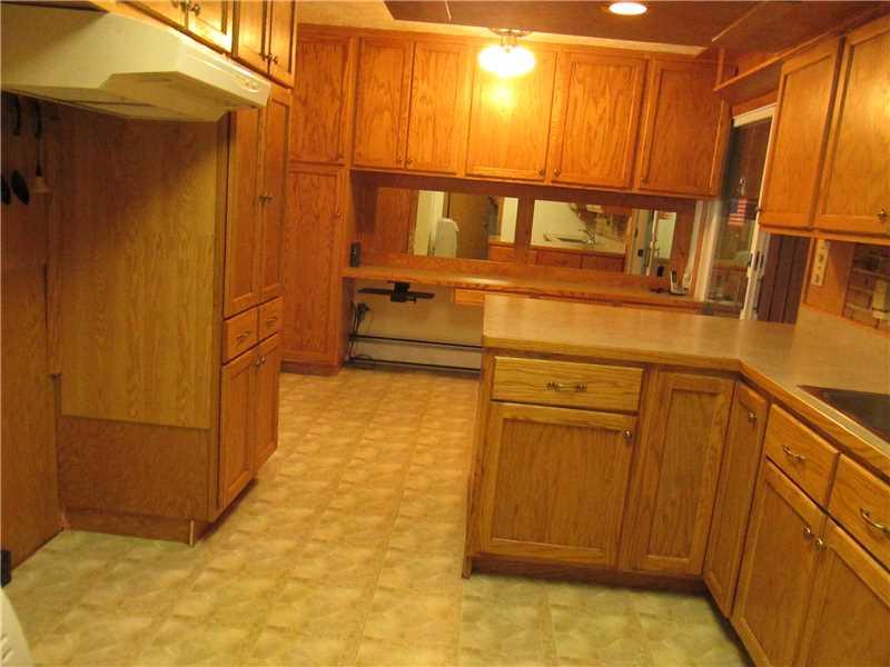 113 Pavlick Road Uniontown, PA 15401 - Photo 5 of 11 Kitchen.