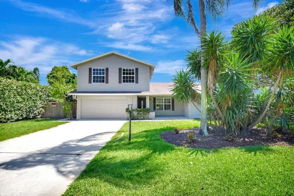 $849,000 | 4610 Pine Tree Drive, Delray Beach, FL 33445