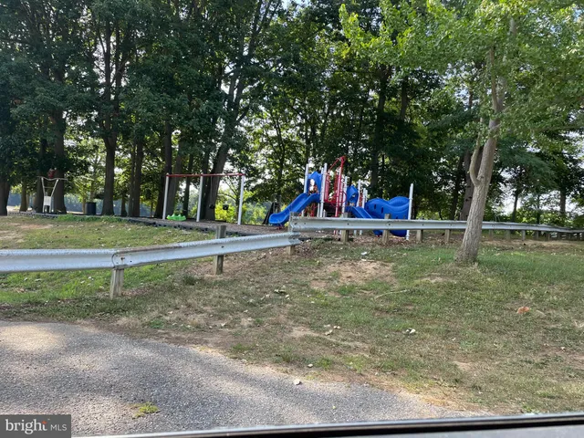 a view of outdoor space