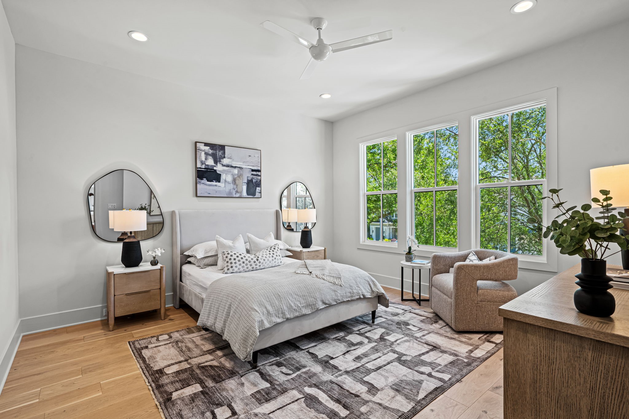 1414 Chamboard Lane Houston, TX 77018 - Photo 28 of 37 Each large secondary bedroom has wood flooring, walk in closet, and plenty of natural light