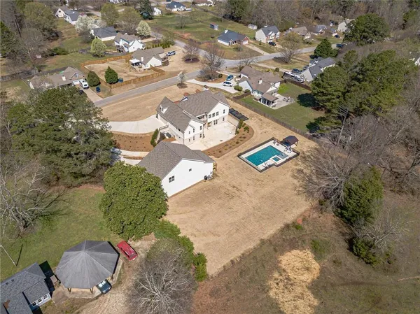 $1,600,000 | 1009 Easy Street, Winder, GA 30680