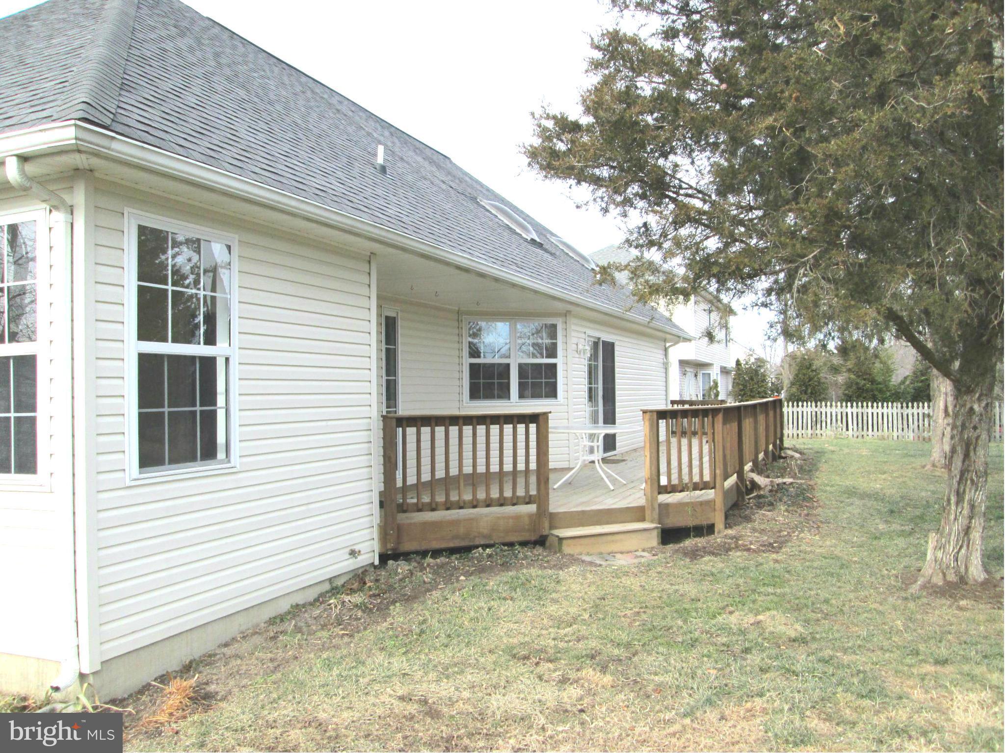 304 Canyon Road Winchester, VA 22602 - Photo 4 of 22 Exterior (Rear)