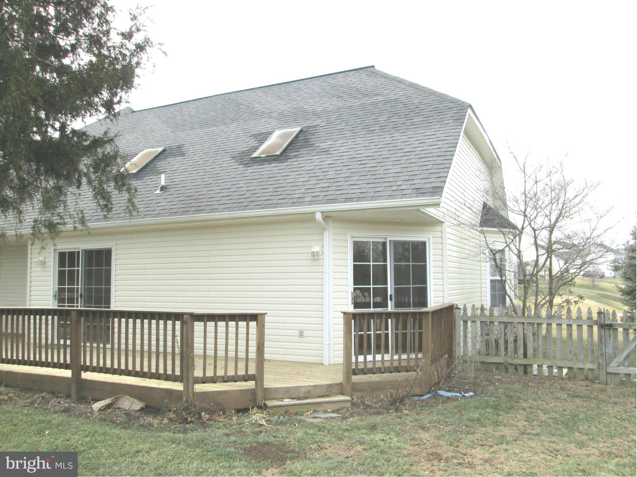 304 Canyon Road Winchester, VA 22602 - Photo 5 of 22 Exterior (Rear)