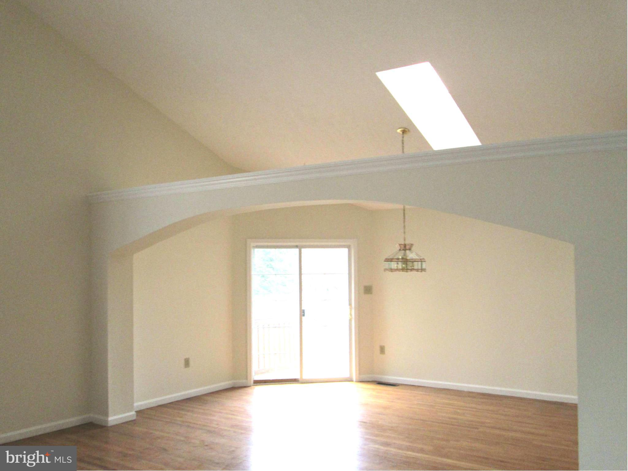 304 Canyon Road Winchester, VA 22602 - Photo 7 of 22 Dining Room