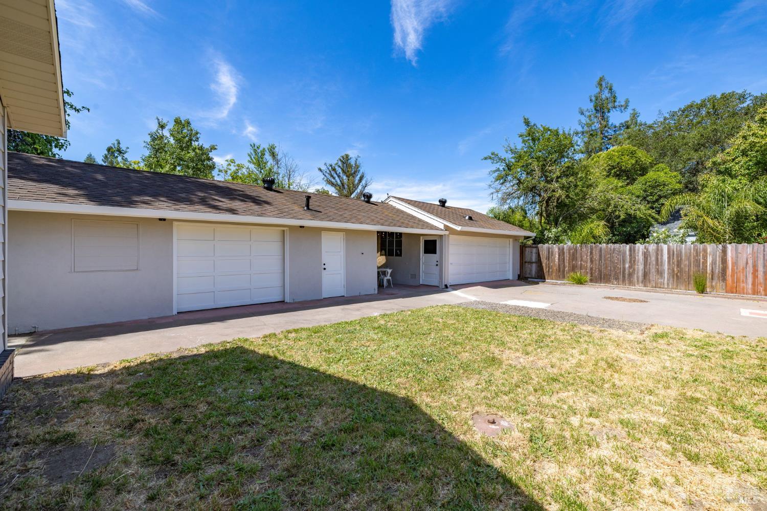 2211 Humboldt Street Santa Rosa, CA 95404 - Photo 48 of 52 a backyard of a house