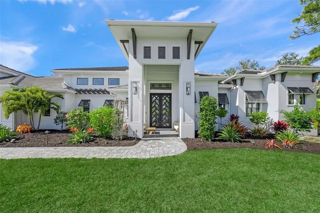 $4,250,000 | 4050 Camino Real, Sarasota, FL 34231