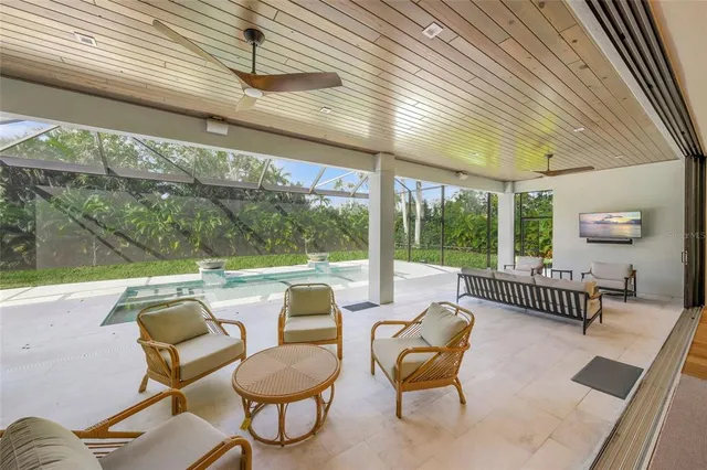 $4,250,000 | 4050 Camino Real, Sarasota, FL 34231