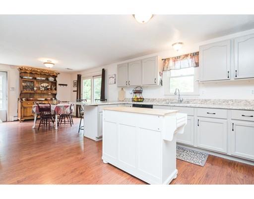 197 Warren Road Townsend, MA 01469 - Photo 7 of 30