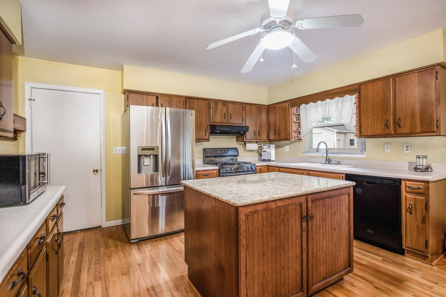 9213 Dexter-Chelsea Road Dexter, MI 48130 - Photo 5 of 35 Photo 5