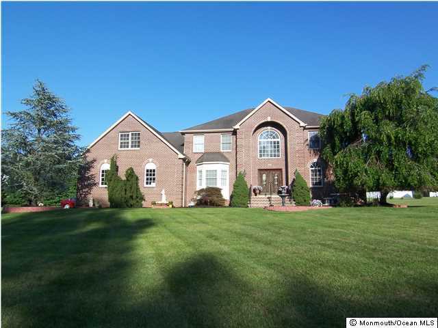 201 Old Mill Road Freehold, NJ 07728 - Photo 1 of 15 Primary Photo