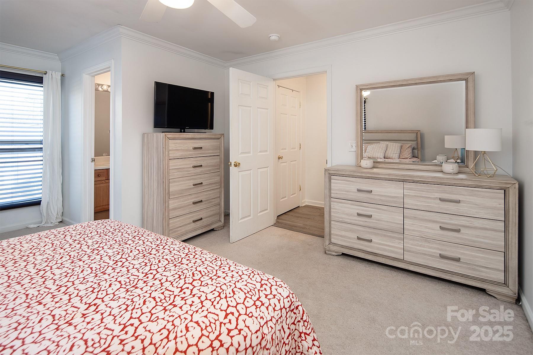 4930 Sardis Road, Unit D Charlotte, NC 28270 - Photo 28 of 32