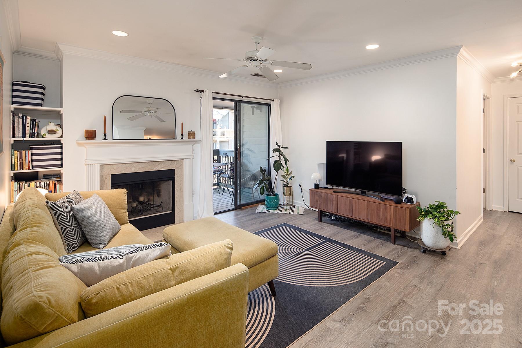 4930 Sardis Road, Unit D Charlotte, NC 28270 - Photo 6 of 32