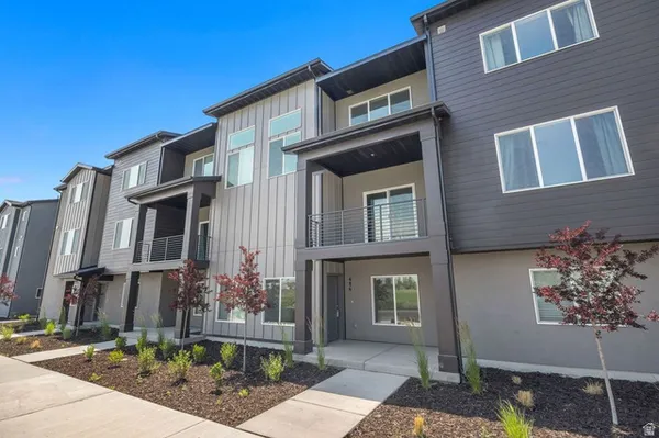 $449,990 | 486 South 700 West, Unit 447, American Fork, UT 84003
