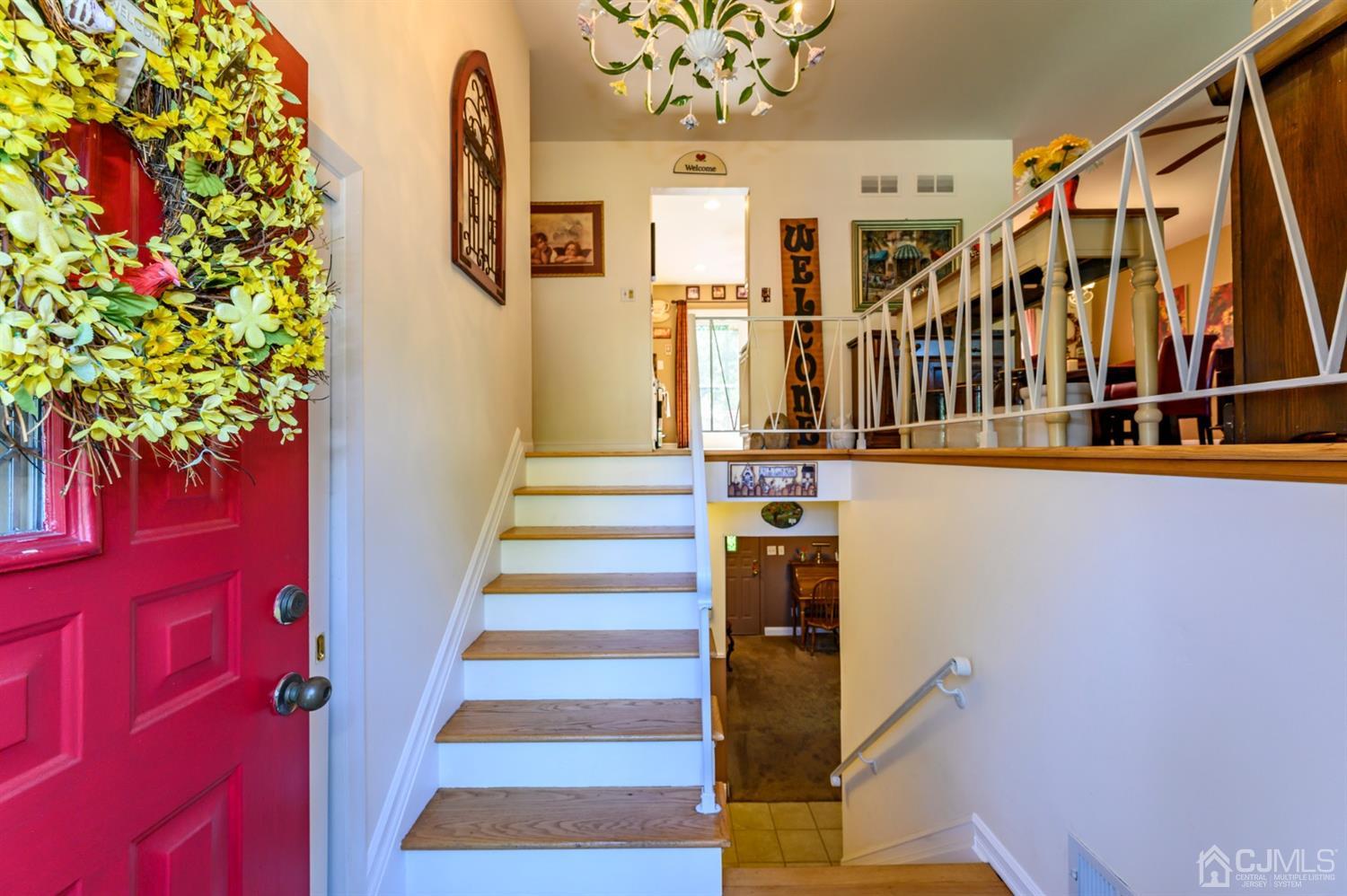 8 Warwick Road Edison, NJ 08820 - Photo 20 of 51 a view of entryway with a workspace