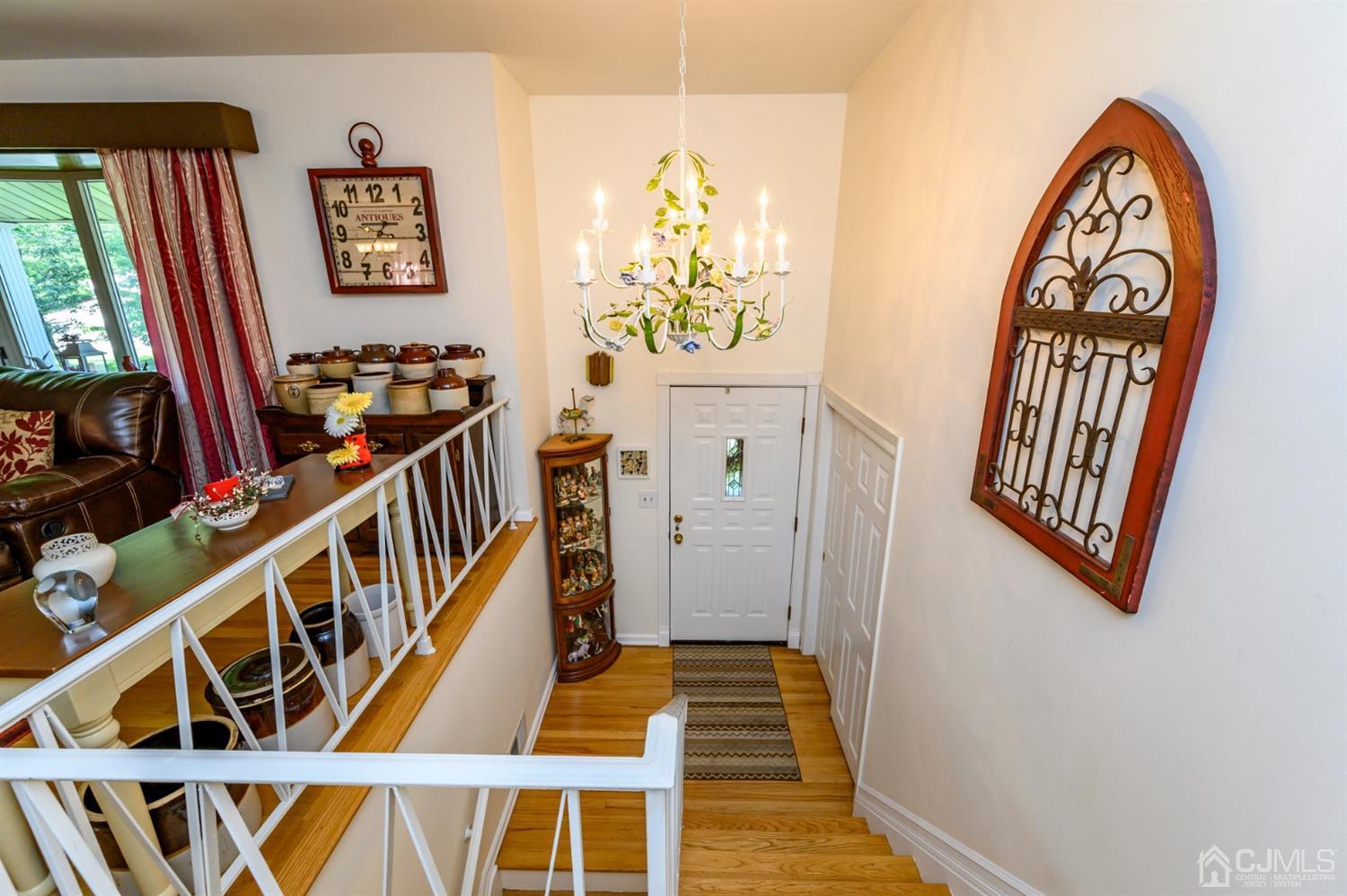 8 Warwick Road Edison, NJ 08820 - Photo 21 of 51 a view of an entryway with a workspace