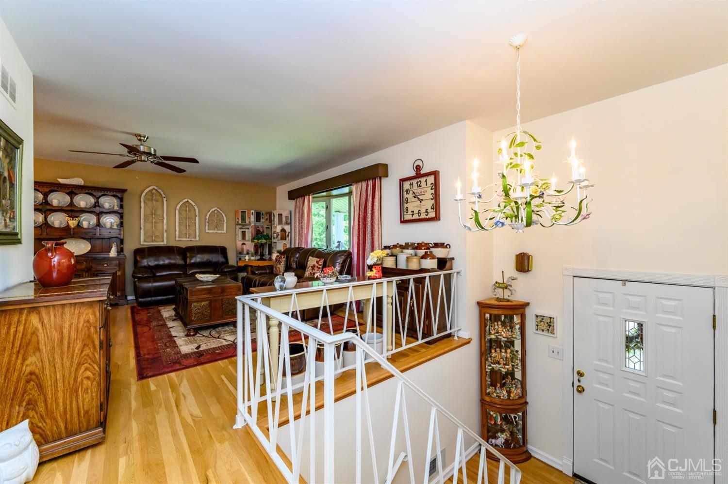 8 Warwick Road Edison, NJ 08820 - Photo 51 of 51 a view of a living room and a windows