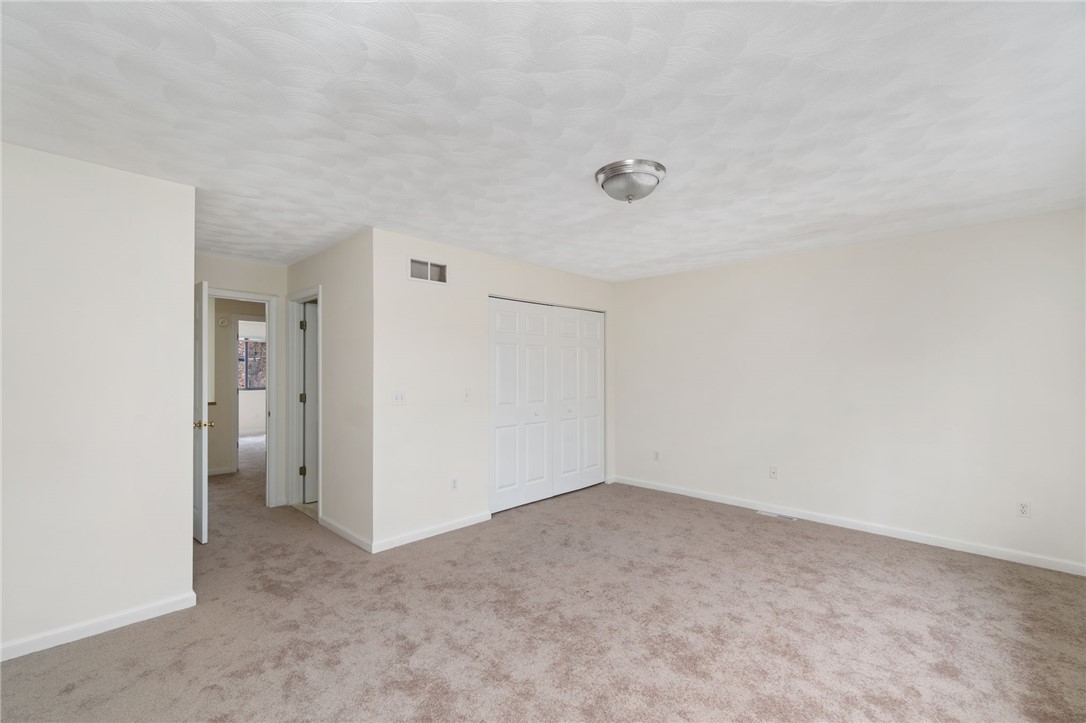 5 Wake Robin Road, Unit 2902 Lincoln, RI 02865 - Photo 17 of 34