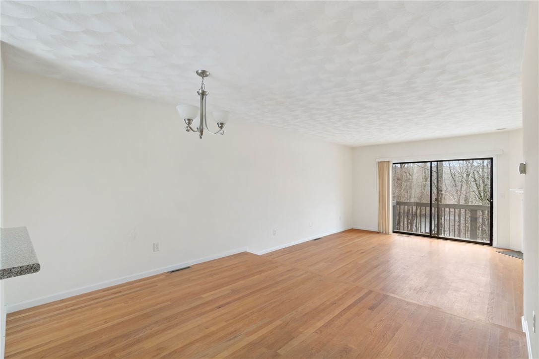5 Wake Robin Road, Unit 2902 Lincoln, RI 02865 - Photo 8 of 34