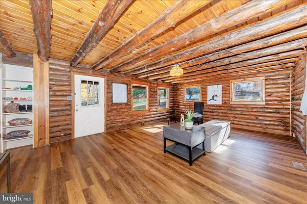 $599,900 | 1402 Hoffmaster Road, Knoxville, MD 21758