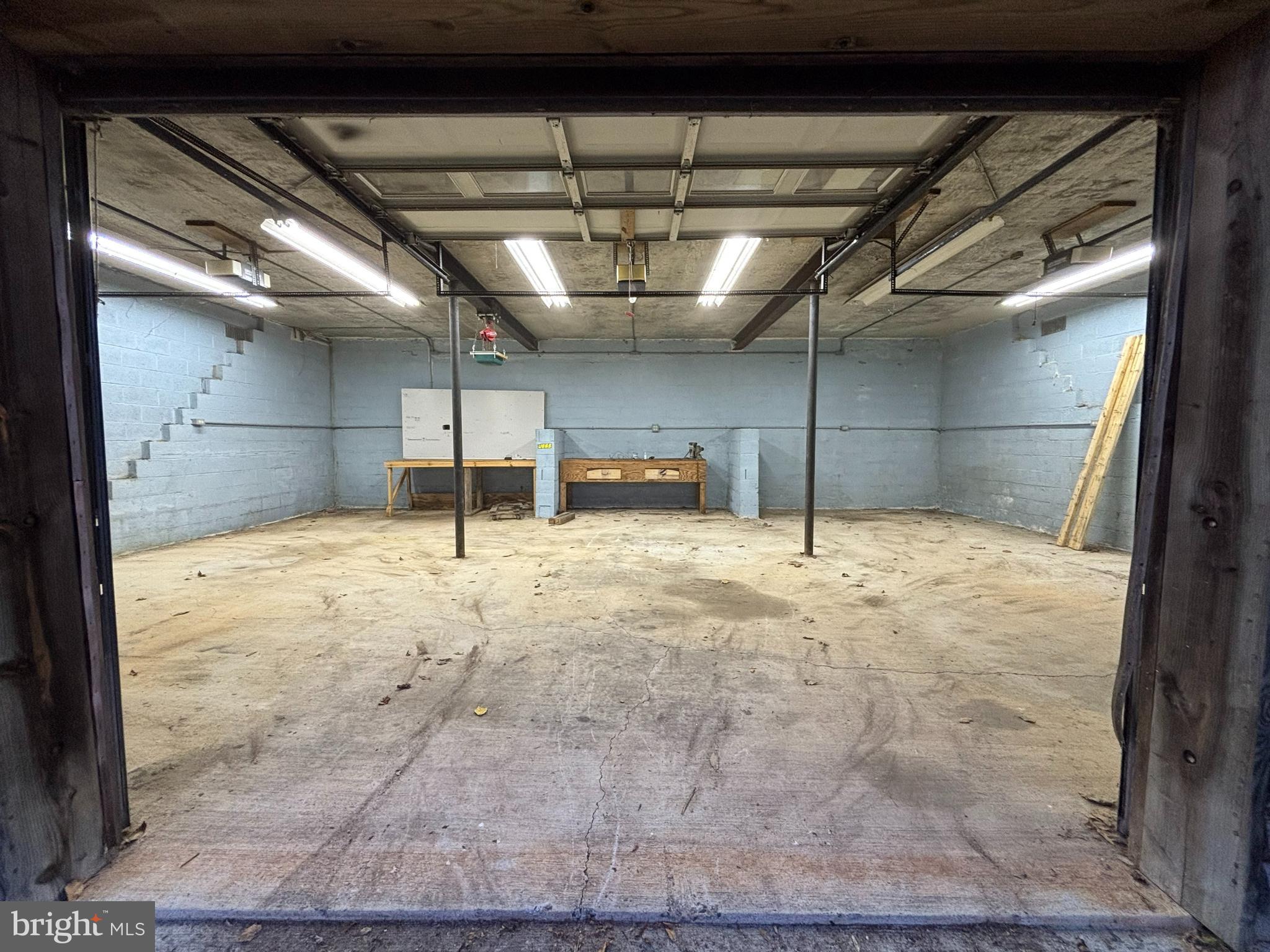 1402 Hoffmaster Road Knoxville, MD 21758 - Photo 40 of 54 a view of a garage