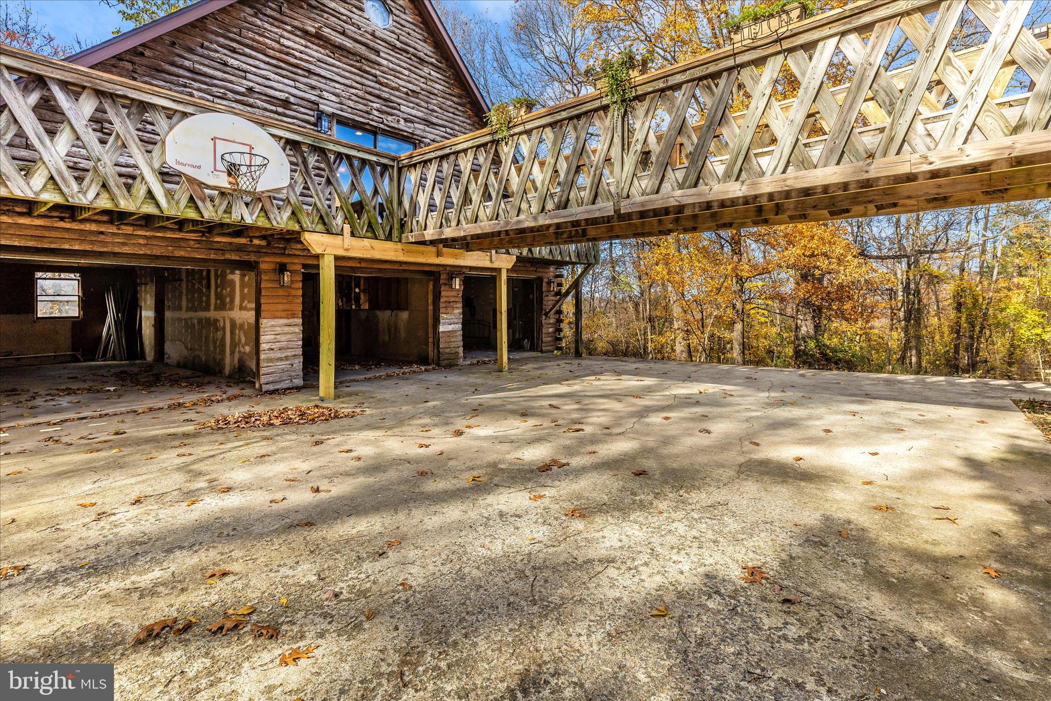 1402 Hoffmaster Road Knoxville, MD 21758 - Photo 49 of 54 a view of a building