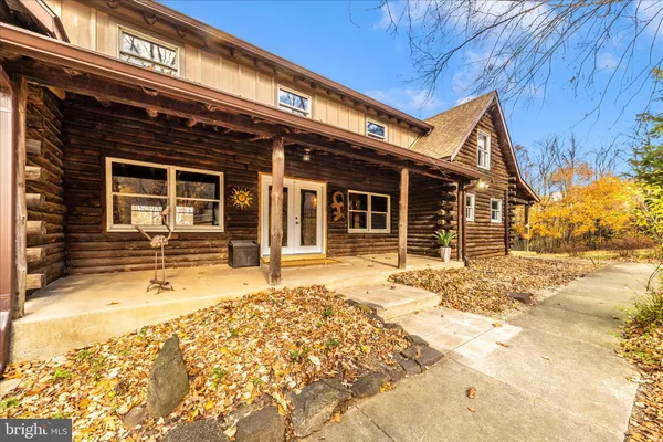 $599,900 | 1402 Hoffmaster Road, Knoxville, MD 21758