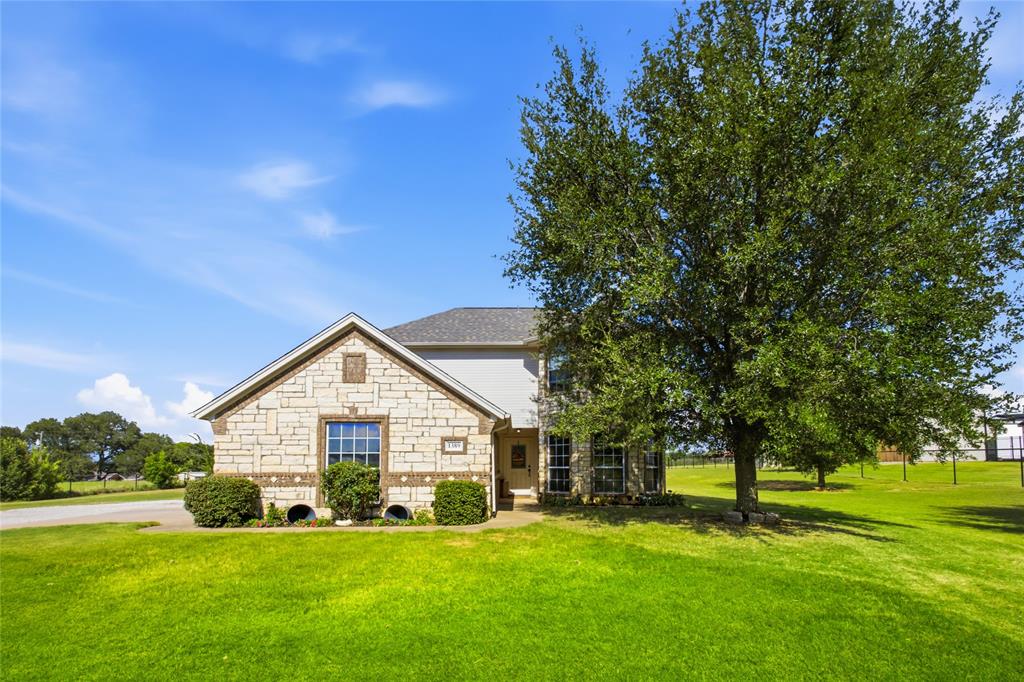 1389 Thomas Road Springtown, TX 76082 - Photo 1 of 36 Gallery Image 1