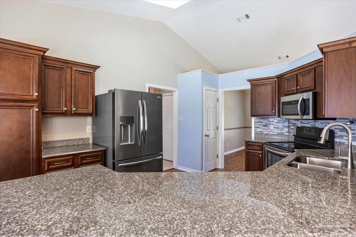 2655 Lincoln Road Navarre, FL 32566 - Photo 17 of 45 Gallery Image 17