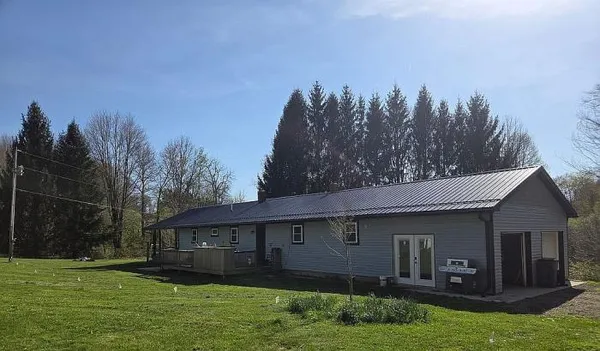 $440,000 | 19268 Bradway Road, Saegertown, PA 16433