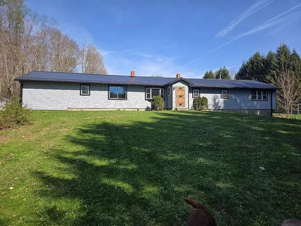 $440,000 | 19268 Bradway Road, Saegertown, PA 16433
