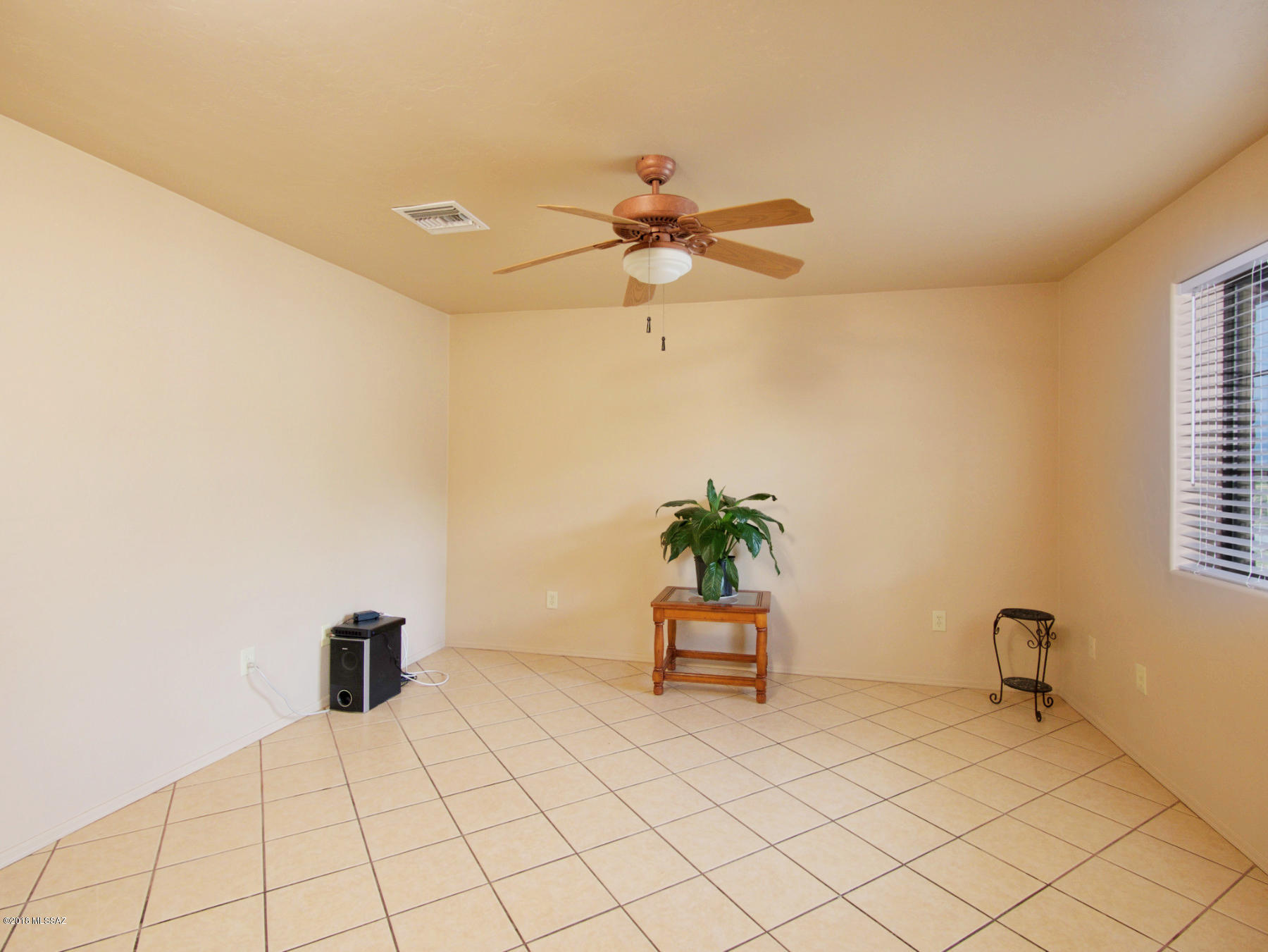 470 Camino Brizza Bonel Rio Rico, AZ 85648 - Photo 11 of 35