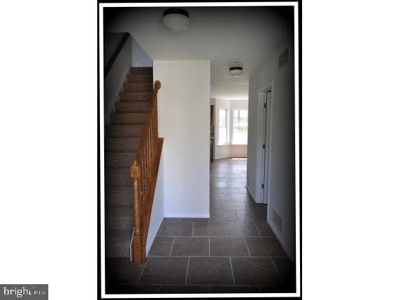 91 Riptide Avenue Manahawkin, NJ 08050 - Photo 2 of 17 Gallery Image 2