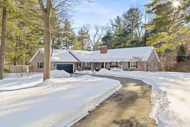 $1,299,000 | 9 Mast Hill Road, Hingham, MA 02043