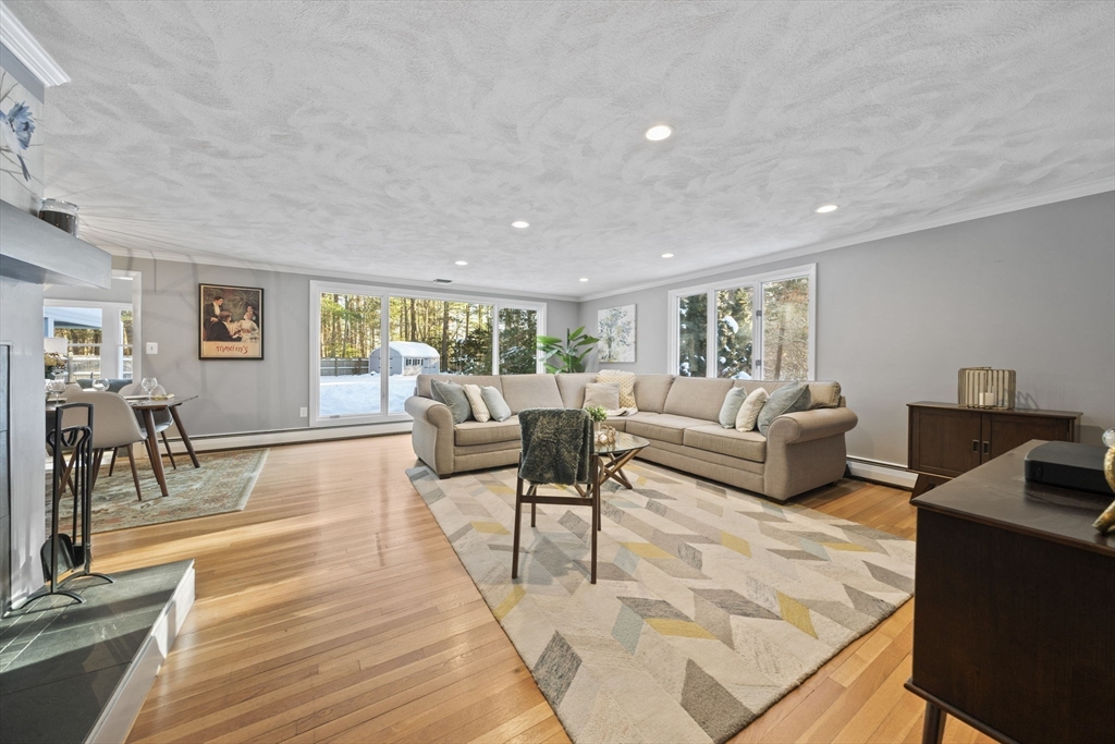 9 Mast Hill Road Hingham, MA 02043 - Photo 18 of 40