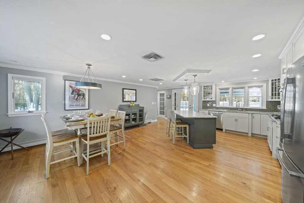 9 Mast Hill Road Hingham, MA 02043 - Photo 9 of 40