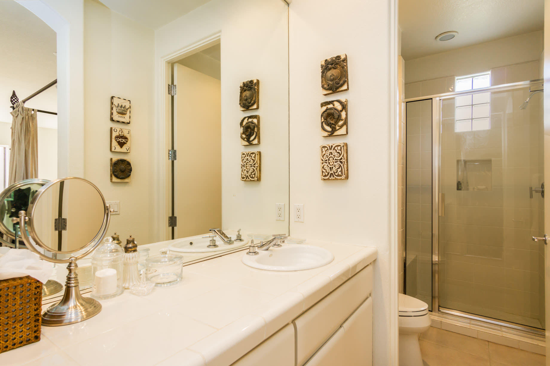 238 Loch Lomond Road Rancho Mirage, CA 92270 - Photo 38 of 44 a bathroom with a sink and a mirror