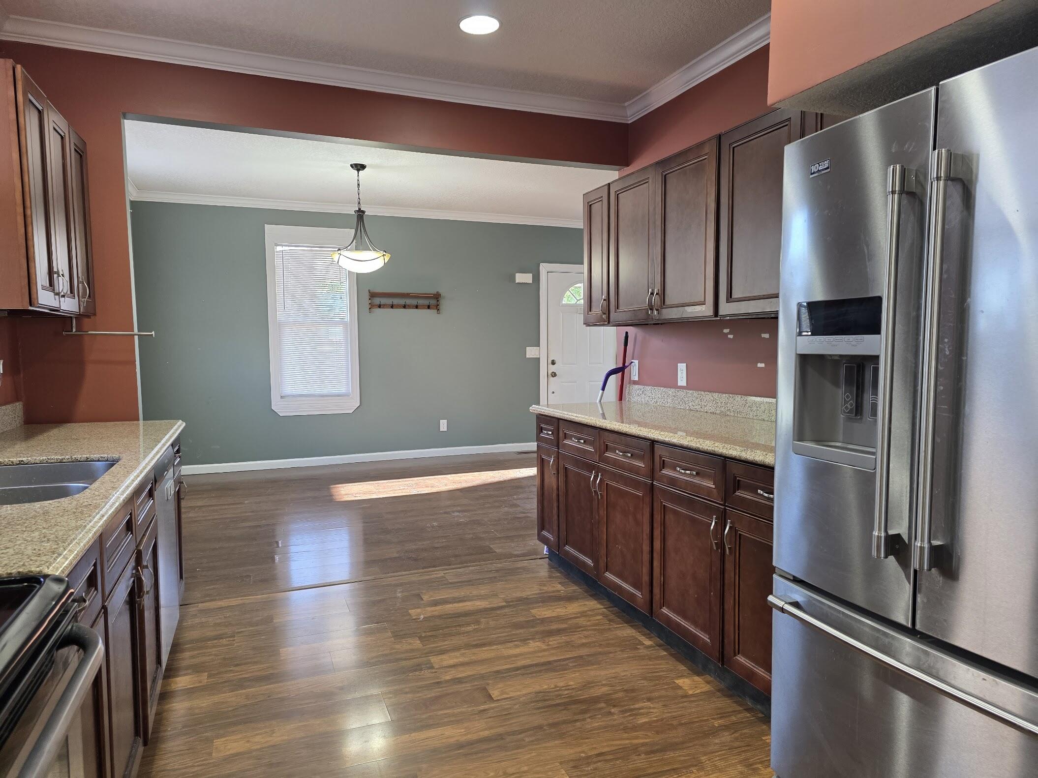 915 West Spring Street St. Marys, OH 45885 - Photo 5 of 13