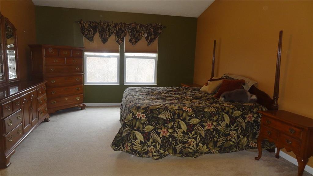 524 Blue Ridge Drive Coraopolis, PA 15108 - Photo 13 of 25 Gallery Image 13