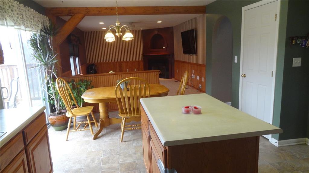 524 Blue Ridge Drive Coraopolis, PA 15108 - Photo 5 of 25 Gallery Image 5