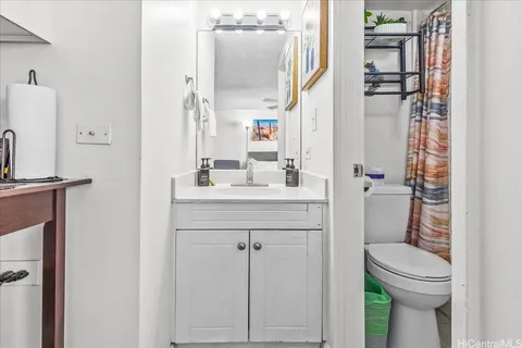 $280,000 | 2463 Kūhiō Avenue, Unit 810, Honolulu, HI 96815