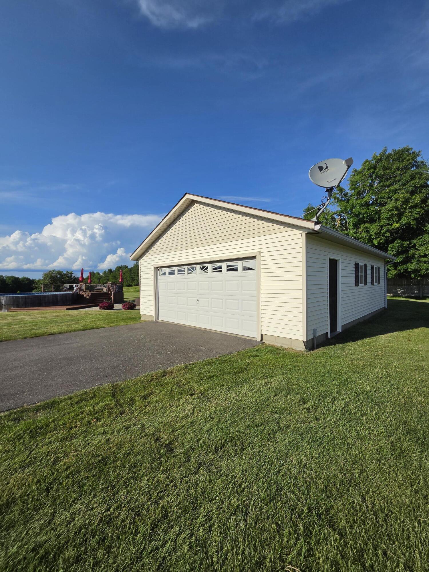 248 Lee Road Lincoln, ME 04457 - Photo 8 of 95 20260628_174522