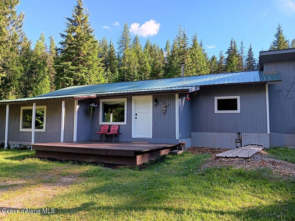452 Toad Road Priest River, ID 83856 - Photo 3 of 43 IMG_0953