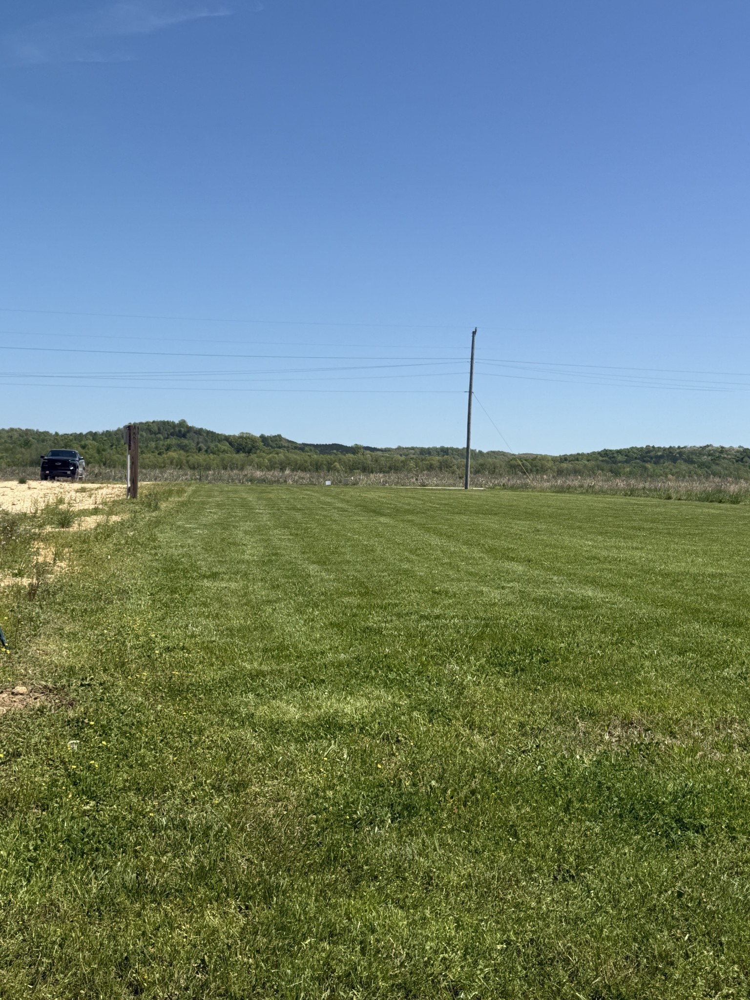 941 Hardin Bottom River Road Clifton, TN 38425 - Photo 13 of 19 a view of a ocean view