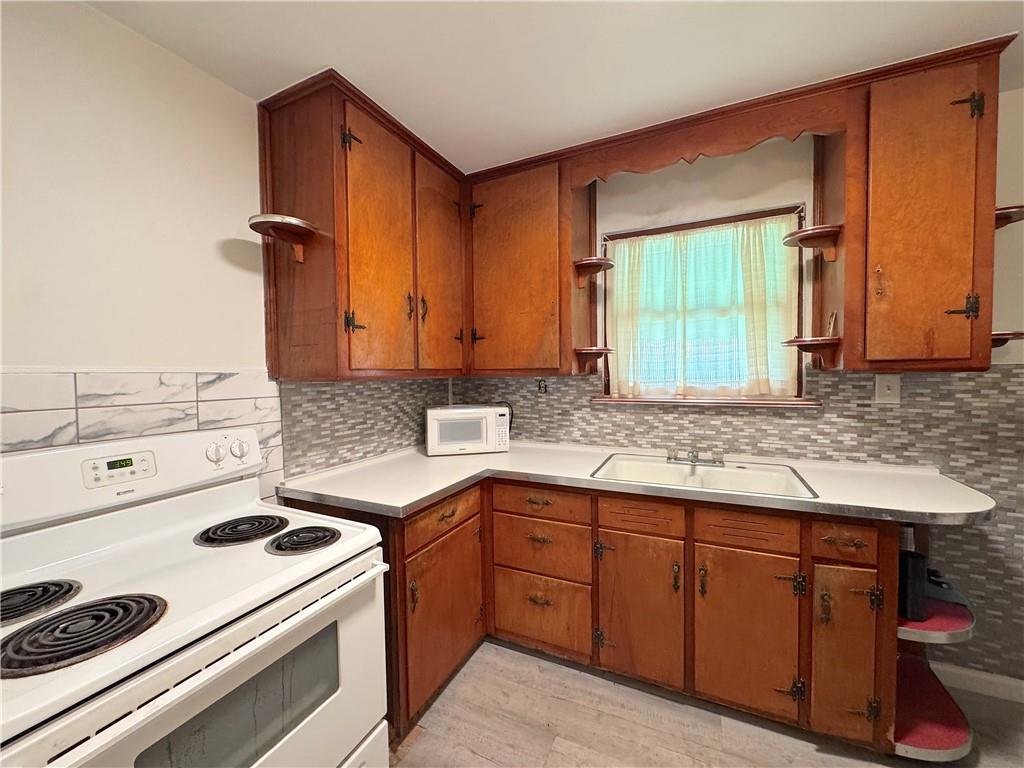 14531 Ridge Road Irwin, PA 15642 - Photo 13 of 22