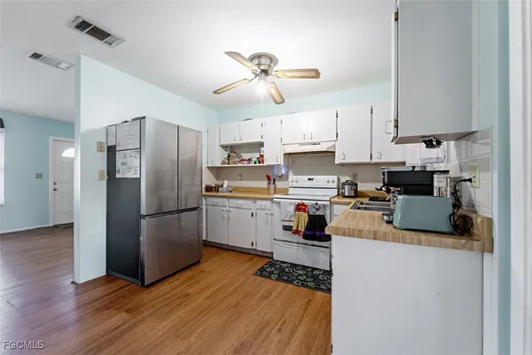 $209,900 | 4021 West Palomar Circle, LaBelle, FL 33935