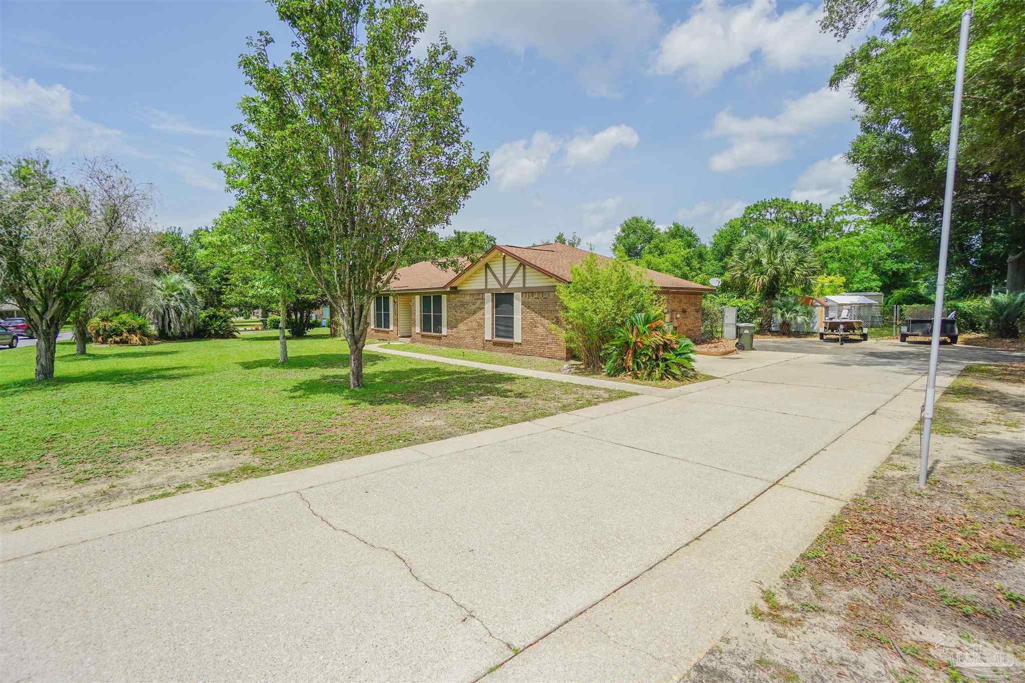 8310 Pilgrim Road Pensacola, FL 32514 - Photo 5 of 58 Gallery Image 5